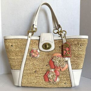 Coach Hampton Floral Applique Straw Weekend Coral White Tote Shoulder Bag 19347